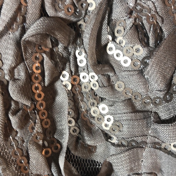 Chico’s Beautiful bronze color jacket with sequins/ ribbon used in floral design - Picture 13 of 15